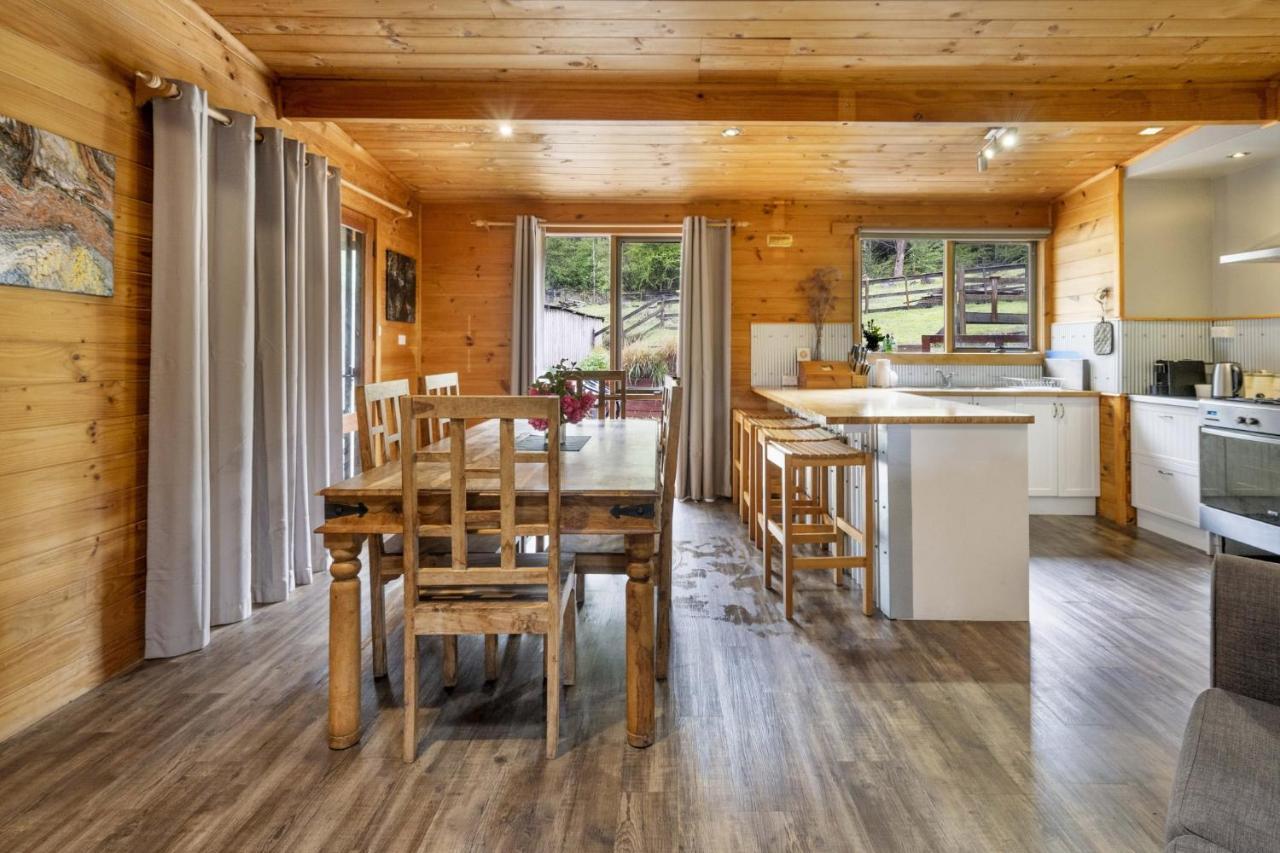 Mole Creek Cabins Buitenkant foto